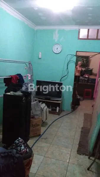 image RUMAH MURAH DI VILLA MUTIARA GADING 2 DEKAT KE MALL SUMMARECON BEKASI (3)