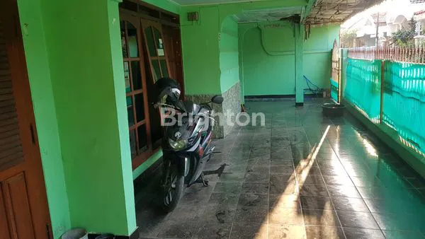 image RUMAH/ TEMPAT TINGGAL DI PERUMAHAN (3)