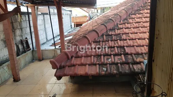 image RUMAH/ TEMPAT TINGGAL DI PERUMAHAN (8)