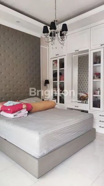 image RUMAH CANTIK SEMI FURNISHED DI REGENCY MELATI MAS (5)