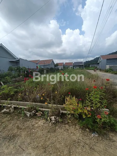 DE VALLEY KOPISAN,SINGKAWANG