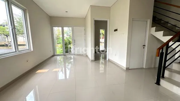 image RUMAH EKSKLUSIF DI SELATAN JAKARTA (6)
