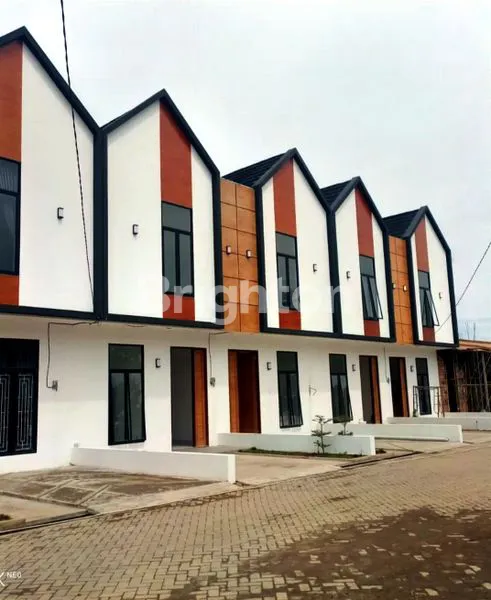 image RUMAH BUKIT SANGKAL KALIDONI 2 LANTAI  (1)