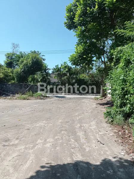image TANAH PREMIUM & LANGKA DI PINGGIR PANTAI JERMAN KUTA (1)