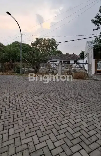 image RUMAH HITUNG TANAH DI KETINTANG WIYATA, COCOK UNTUK KOS-KOS AN (3)