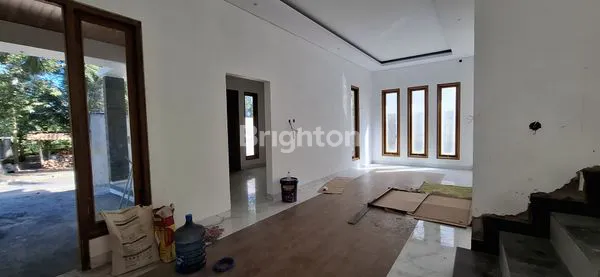 image RUMAH 2 LANTAI SIAP HUNI NGESTIHARJO, DEKAT BANDARA YIA (BANDAR UDARA INTERNATIONAL YOGYAKARTA) (2)