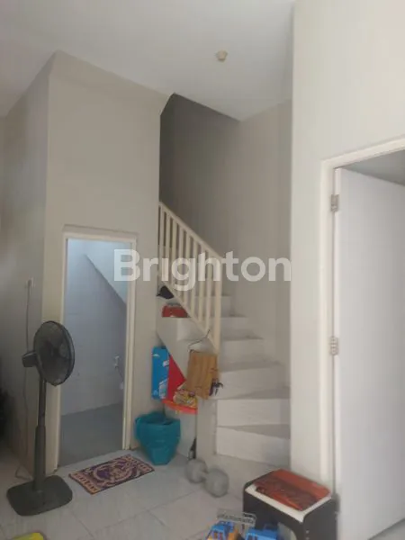 image RUMAH 2 LANTAI, MINIMALIS, LINGKUNGAN NYAMAN, ISTANA MENTARI, SIDOARJO (5)