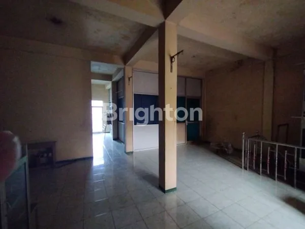 image RUKO 2 LANTAI STRATEGIS DI PINGGIR JALAN UTAMA (6)