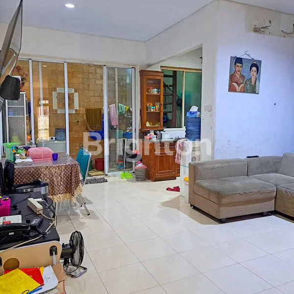 image RUMAH TOMANG UKURAN 7X12,5 SIAP HUNI JAKARTA BARAT (2)