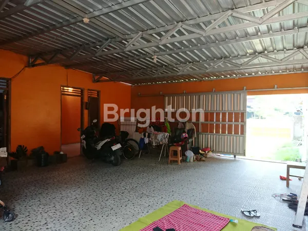 image BU!! JUAL RUMAH DENGAN TANAH PEKARANGAN YANG LUAS DI DEPAN WISATA KULINER WATOE GAJAH (6)