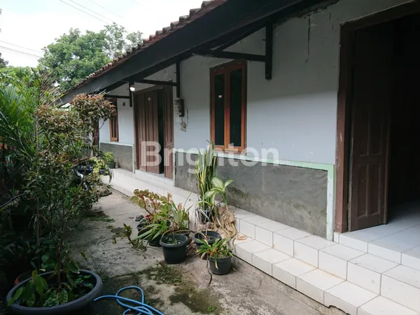 image BU!! JUAL RUMAH DENGAN TANAH PEKARANGAN YANG LUAS DI DEPAN WISATA KULINER WATOE GAJAH (7)