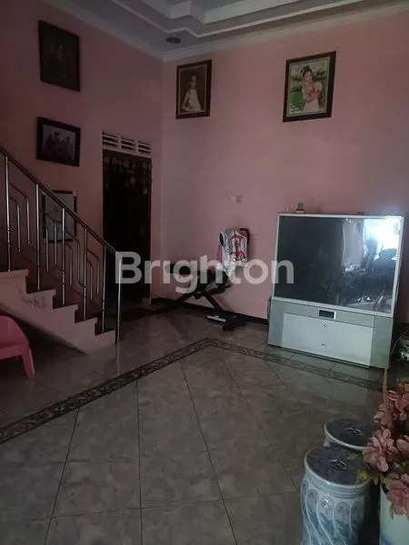 image RUMAH BESAR DI DEKAT KAMPUS  (4)