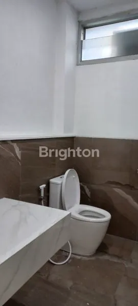 image DISEWAKAN RUKO SIAP HUNI PONDOK INDAH , JAKARTA SELATAN  (7)