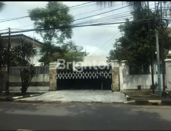 image RUMAH NYAMAN DI JL. KAYU PUTIH RAYA, VILLA TANAH MAS, JAKARTA TIMUR – IDEAL UNTUK TEMPAT USAHA!  (1)