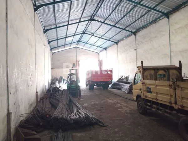 image TURUN HARGA GUDANG KEPATIHAN INDUSTRI AKSES TRUK TRAILER 40FT (3)