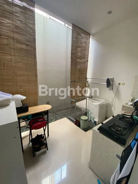 image RUMAH DESAIN LOFT 2 LANTAI DI DALAM PERUMAHAAN DI CINERE (3)