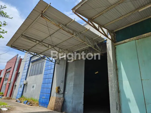 image GUDANG PARANGLOE (4)