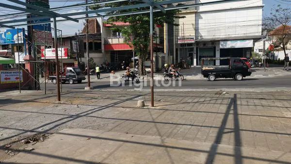 image LAHAN TANAH BONUS RUMAH DI PUSAT BISNIS UNGARAN (2)