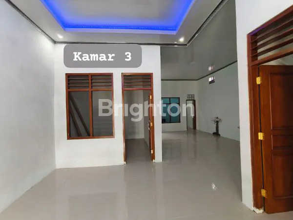 RUMAH DI PINGGIR JALAN BESAR JL SAMUDRA PASAI KADIPIRO