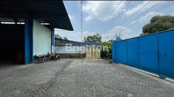 image GUDANG  LUAS  DEKAT  DENGAN  TOL BANDAR SETIA (5)