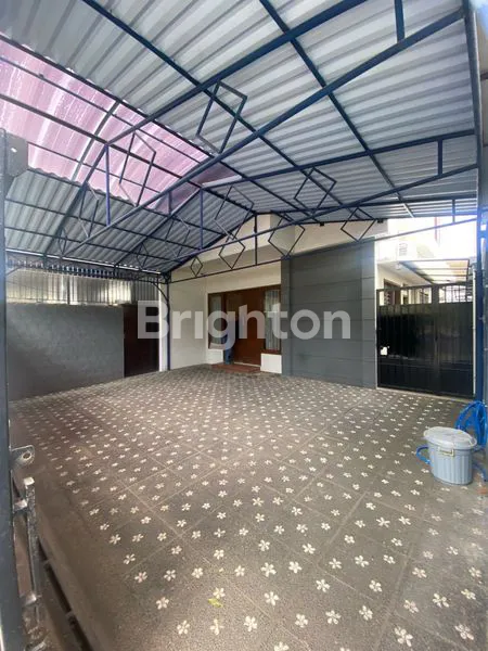 image RUMAH 2 LANTAI DI AREA RENON DENPASAR (2)