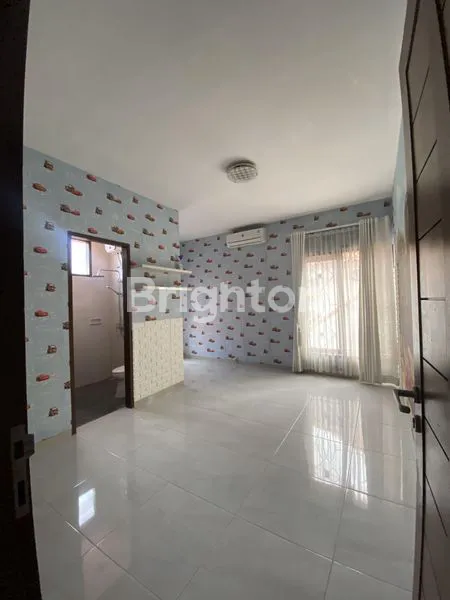 image RUMAH 2 LANTAI DI AREA RENON DENPASAR (6)