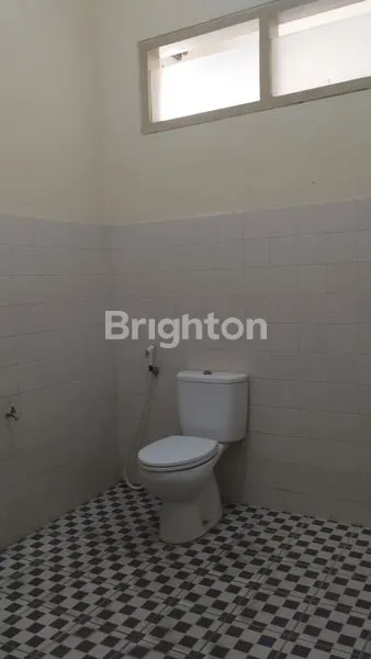 image HUNIAN DI BELAKANG TRANSMART (3)