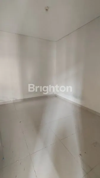 image RUMAH 1 LANTAI SIAP HUNI DI LUGANO PARK CITRA RAYA (3)