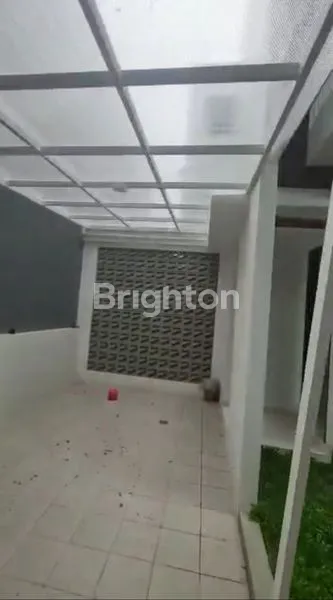 image RUMAH MUNGIL  2 LANTAI SIAP HUNI DEKAT STASIUN SUDIMARA (4)