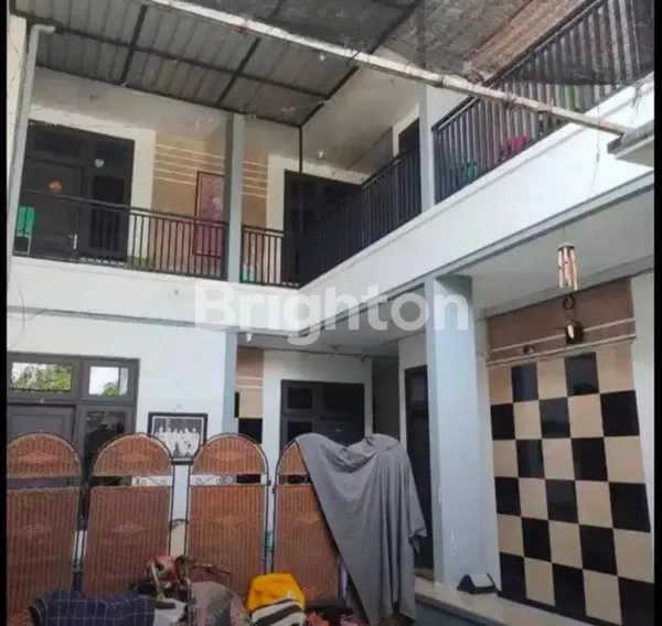 image DIJUAL RUMAH INDUK DAN KOS AKTIF 2 LANTAI DI BRATANG GEDE (2)