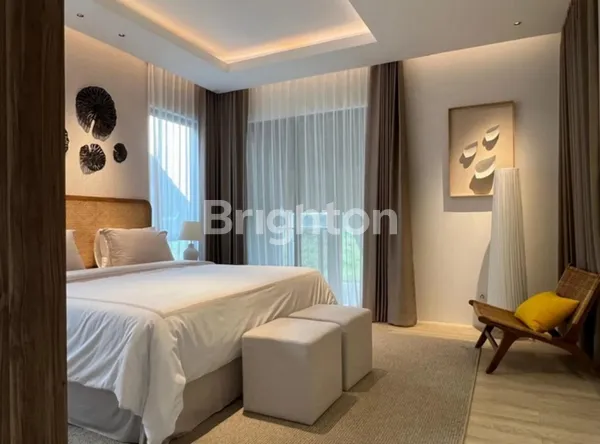 image RUMAH NUANSA RESORT 2 LANTAI ROYAL RESIDENCE WIYUNG, SURABAYA BARAT (5)