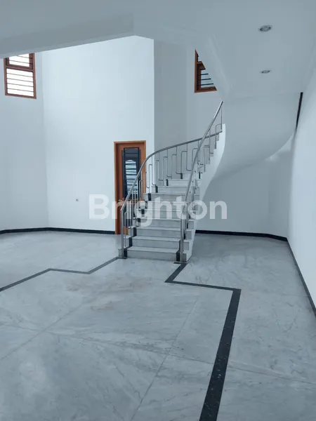 image SIAP HUNI, RUMAH COCOK UNTUK USAHA DI RAYA DARMO PERMAI (4)