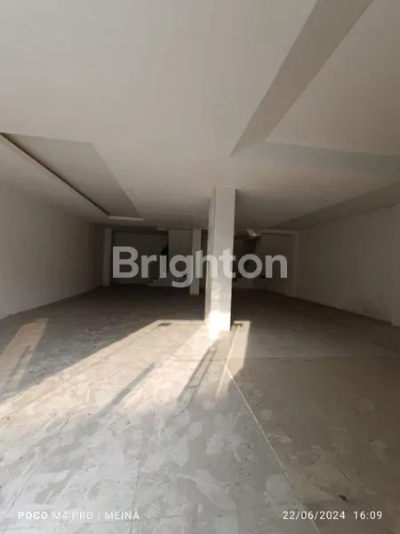 image RUKO GANDENG 3 1/2 LANTAI DI JALAN RAYA PAJAJARAN BOGOR (6)