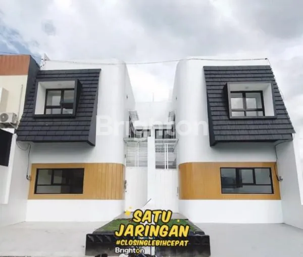 image RUMAH 3 LANTAI TERMURAH ADA ROOFTOP HANYA 5 MENIT KE SOEHAT MALANG (1)