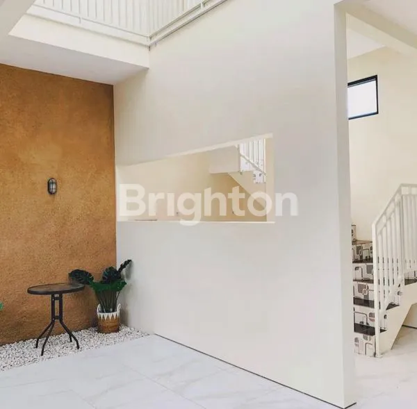 image RUMAH 3 LANTAI TERMURAH ADA ROOFTOP HANYA 5 MENIT KE SOEHAT MALANG (4)