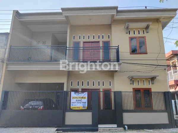 image RUMAH TINGGAL 2 LANTAI LOKASI STRATEGIS KOTA KEDIRI (1)