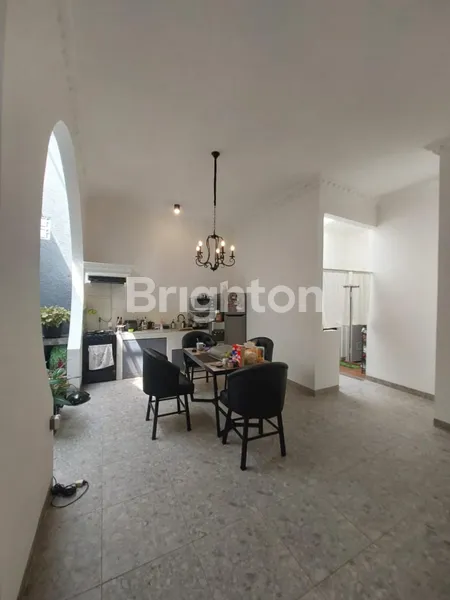 image RUMAH CANTIK ASRI BANGUNAN BARU LANGKA DALAM KOMPLEK LOKASI SARIWANGI BANDUNG (4)