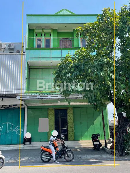 image RUKO 3 LANTAI STRATEGIS JALAN RAYA UTAMA SUMBER (1)