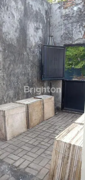 image RUMAH 1 LANTAI POJOK DGN ROW MOBIL LUAS DILINGKUNGAN NYAMAN STRATEGIS DEKAT KOTATRUST RESIDENCE (5)