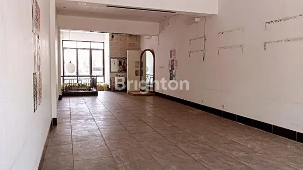 image RUKO 2 LANTAI STRATEGIS DEKAT KOTA PUSAT KERAMAIAN COCOK TUK USAHA TAMAN PINANG (3)