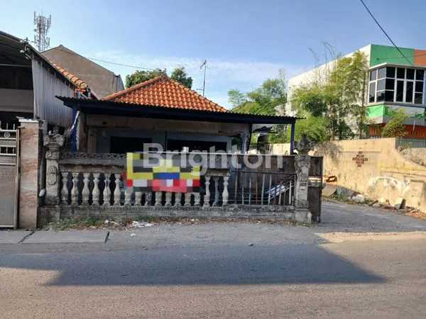 image RUMAH HITUNG TANAH DAERAH STRATEGIS COCOK UNTUK USAHA (1)