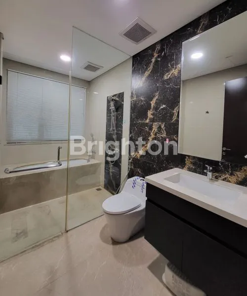 image LANCEWOOD AT NAVAPARK LEBAR 10, RAPIH CANTIK DAN SIAP HUNI, LENGKAP DENGAN SWIMMING POOL, NAVAPARK BSD (6)