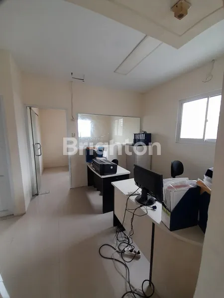 image RUKO RAPI SIAP PAKAI STRATEGIS DI GRAND GALAXY BEKASI 3 LT (8)