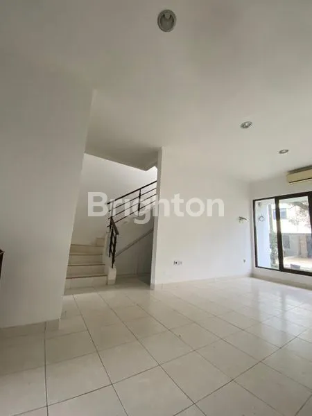 image RUMAH DI SERENADE LAKE GADING SERPONG (2)