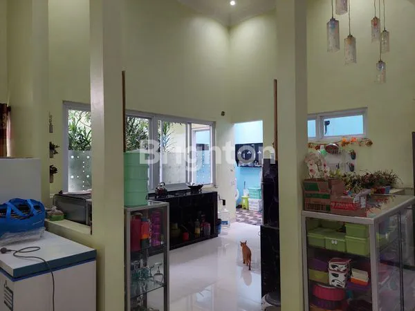 image RUMAH DAN TEMPAT USAHA (8)