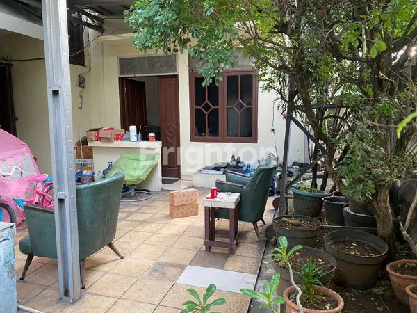 image RUMAH SANGAT STRATEGIS DI KAWASAN SEGITIGA EMAS, PROF DR SATRIO, KARET KUNINGAN, JAKARTA SELATAN (3)