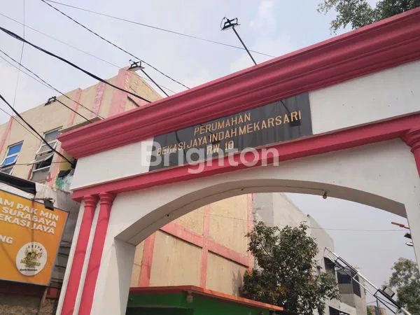 image RUMAH SIAP HUNI DEKAT STASIUN BEKASI (7)