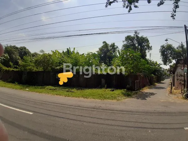 image TANAH MURAH DI TENGAH KOTA SOLO !! HARGA TERMURAH COCOK DIBANGUN RUANG USAHA ATAU APARTEMEN (2)
