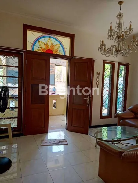 image RUMAH DI PANTAI MENTARI KENJERAN (2)