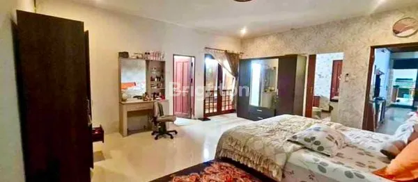 image RUMAH CANTIK DAN LUAS (5)